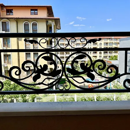 Menada Diamant * Slantchev Briag