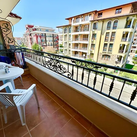 Menada Diamant Apartament Słoneczny Brzeg